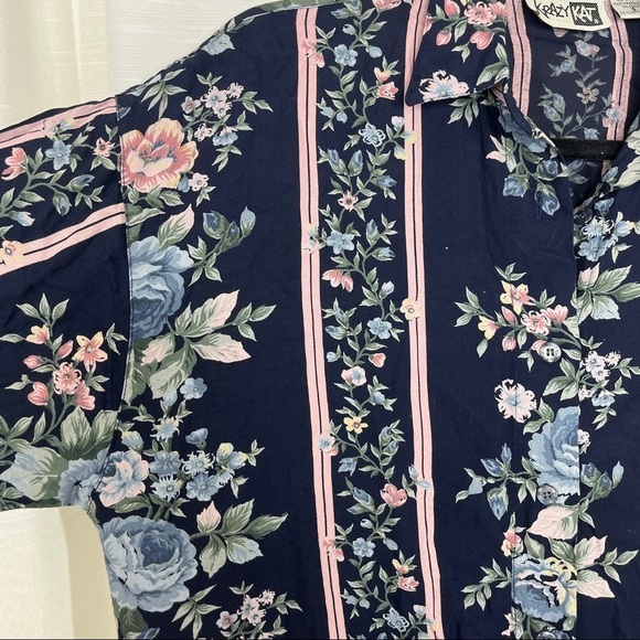 Vintage 90’s krazy Kat floral button down blouse - Picture 5 of 10